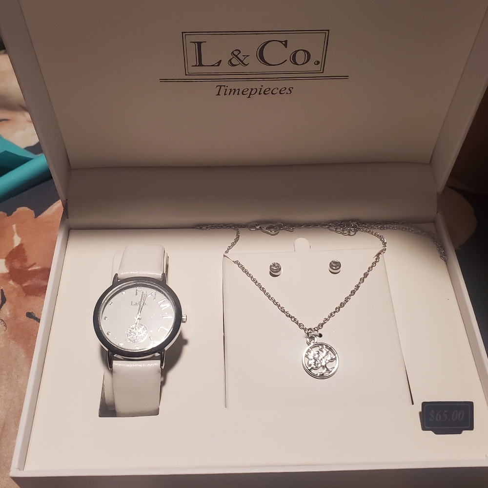 L&Co women's family tree watch set brand new with tags.